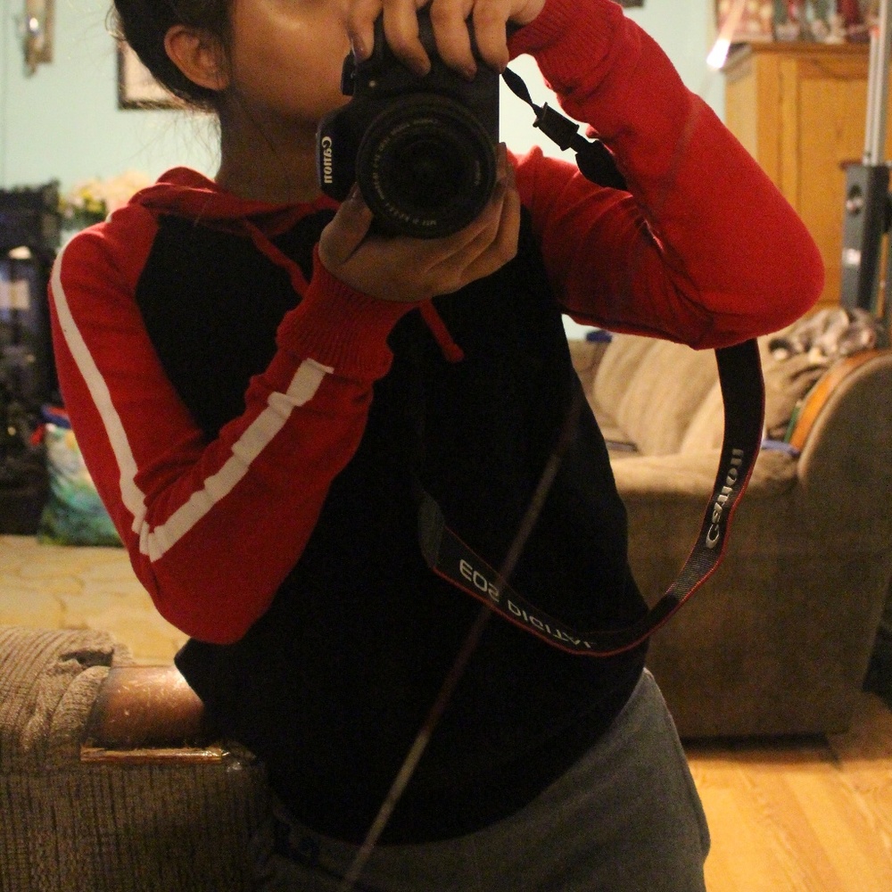 Forever 21 Sweatshirt - Picture 4 of 4
